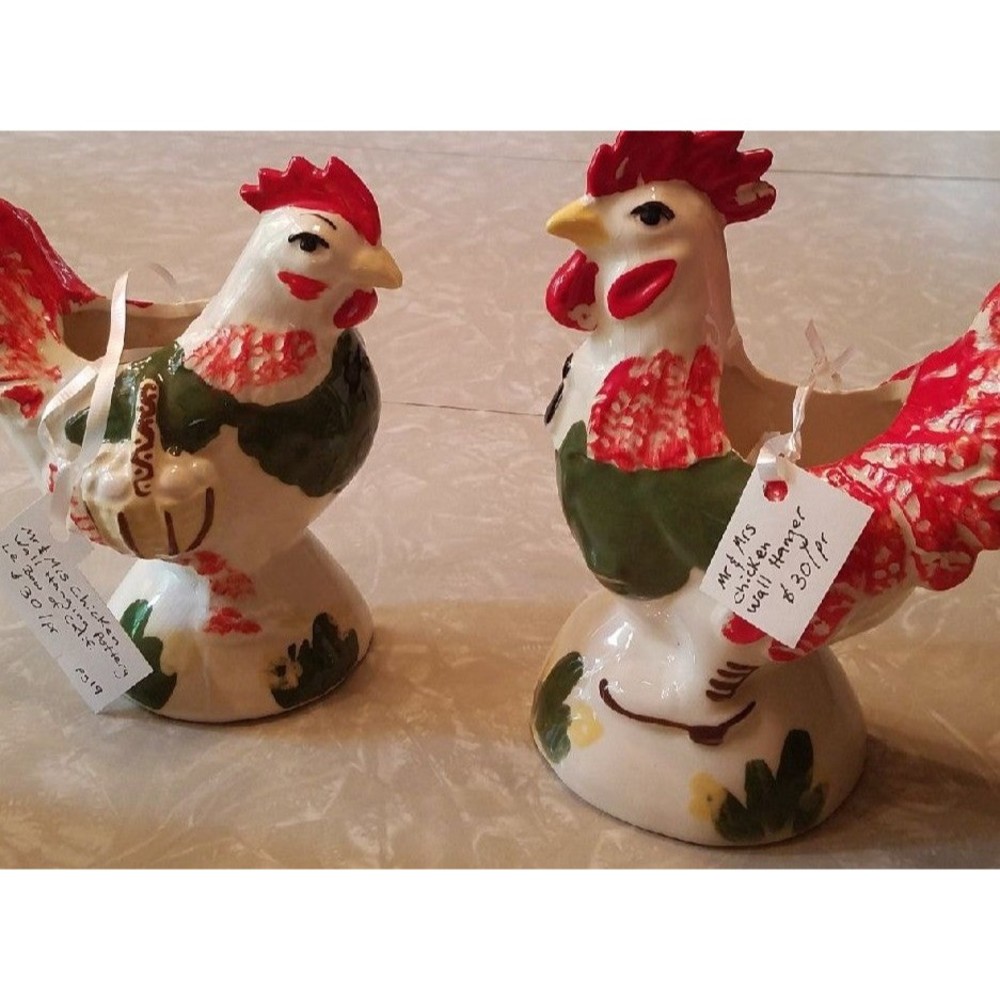 Hen and rooster wall decor